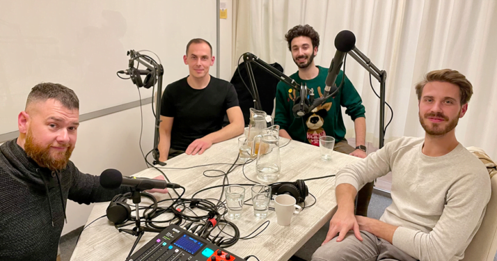 Majdai Ricsi és Cseh András meghívtak bennünket a Freelancer Frekvencia Podcastba